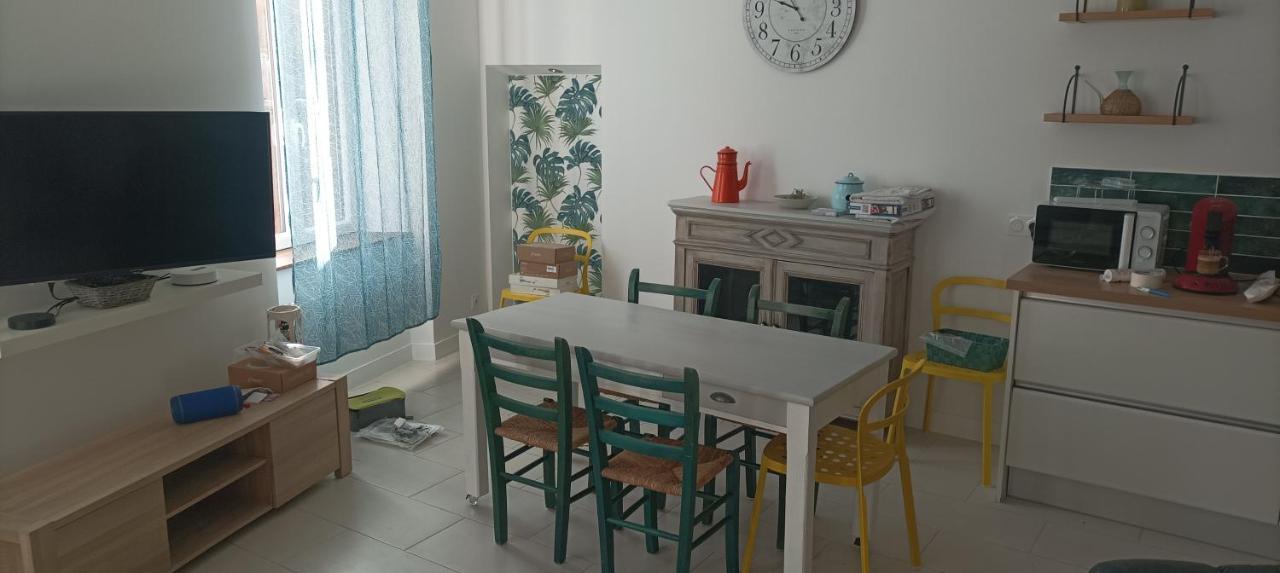 Grand T3 Calme Et Lumineux 4-6 Personnes Moux Exterior foto