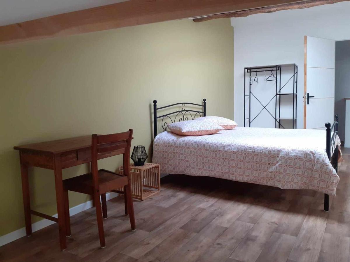 Grand T3 Calme Et Lumineux 4-6 Personnes Moux Exterior foto