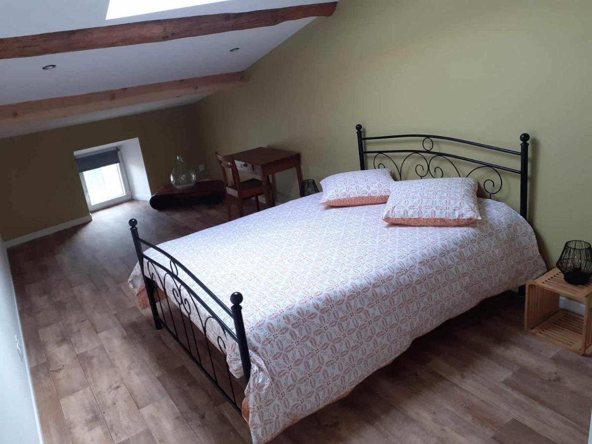 Grand T3 Calme Et Lumineux 4-6 Personnes Moux Exterior foto
