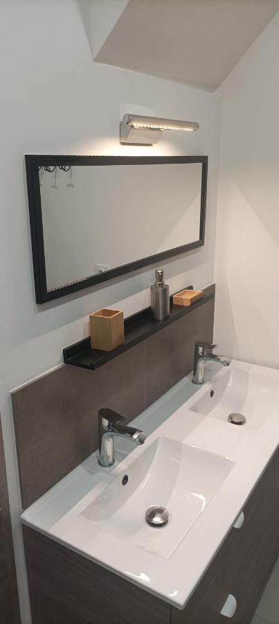 Grand T3 Calme Et Lumineux 4-6 Personnes Moux Exterior foto