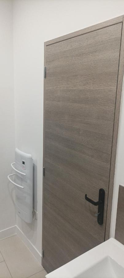 Grand T3 Calme Et Lumineux 4-6 Personnes Moux Exterior foto